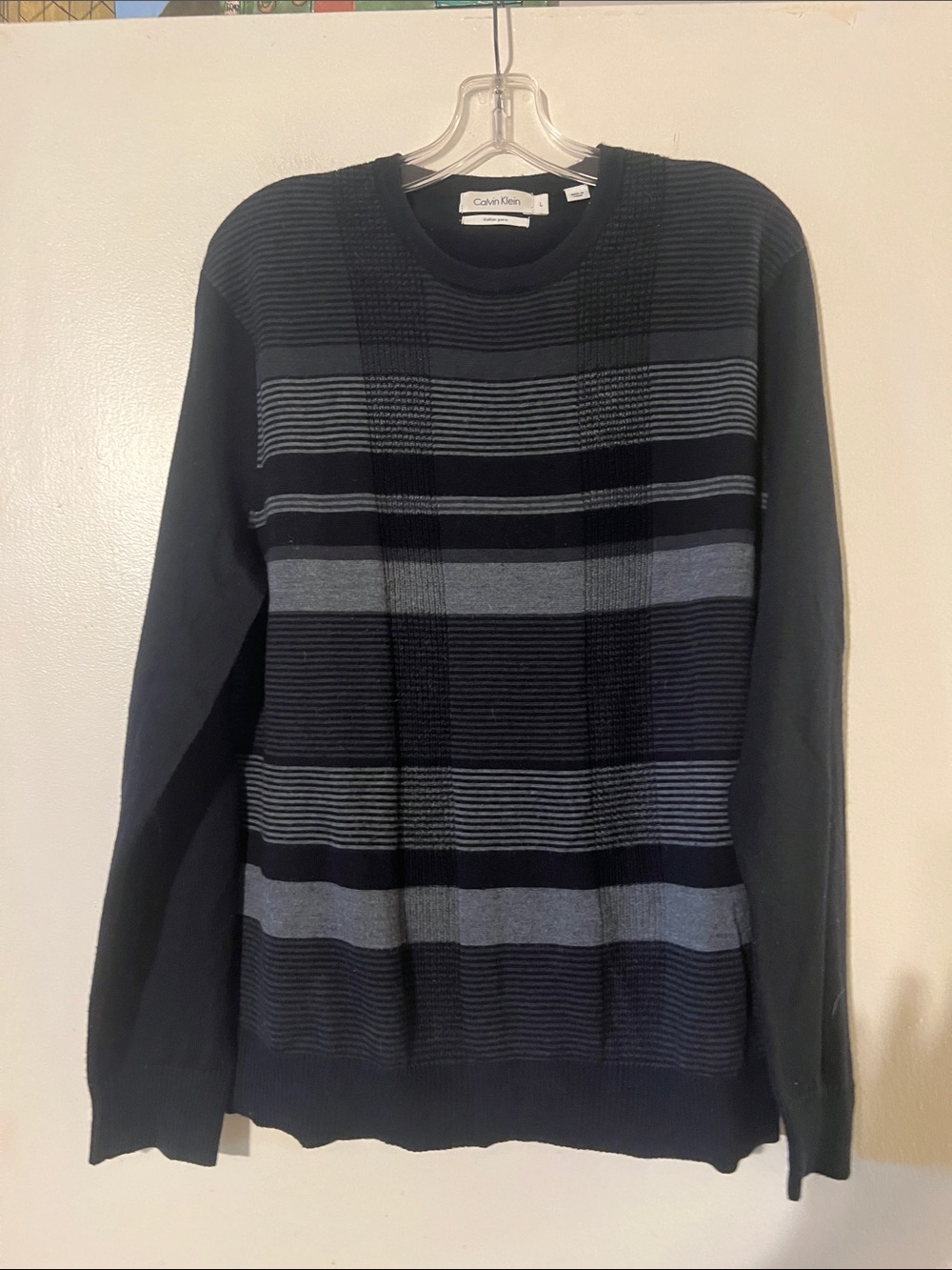 Calvin Klein lightweight black/gray mens crew neck sweater